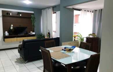 Imagem: A casa possui 3 Dormitórios, 2 Banheiros, 1 Vaga na garagem