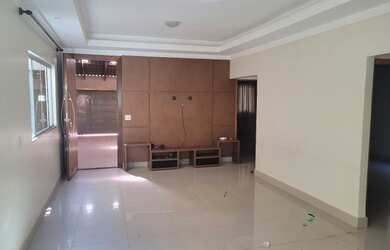 Imagem 2: Casa Residencial 3 qtos. Churrasqueira, 180m² de Área, 3 Vagas na garageme3...