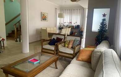 Imagem: A casa em condomínio possui 5 Dormitórios, 4 Banheiros, 284m²