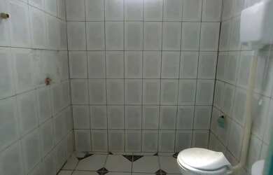 Imagem 6: Vende se uma casa. Varanda, 1 Banheiroe2 Dormitórios