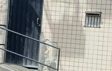 Imagem 13: Vende se uma casa. Varanda, 1 Banheiroe2 Dormitórios