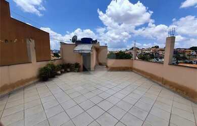 Imagem: A casa possui 2 Dormitórios, 5 Banheiros, 5 Vagas na garagem