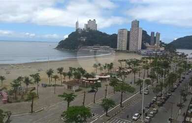 Imagem: O apartamento e possui 3 Dormitórios, Suítes, 3 Banheiros