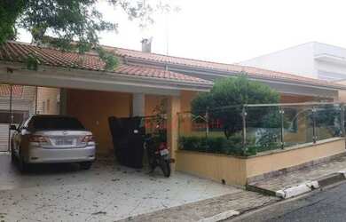 Imagem: A casa em condomínio possui 3 Dormitórios, 4 Banheiros, 4