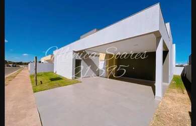 Imagem: A casa em condomínio possui 3 Dormitórios, 4 Banheiros, 4