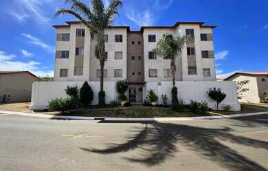 Imagem: O apartamento possui 2 Dormitórios, 2 Banheiros, 1 Vaga na