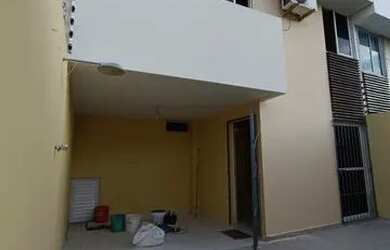 Imagem: A casa possui 3 Dormitórios, 3 Banheiros, 2 Vagas na garagem