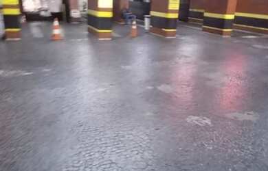 Imagem: O depósito possui 1 Vaga na garagem e está localizado em