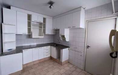 Imagem: O apartamento possui 3 Dormitórios, 1 Banheiro, 90m² de Área