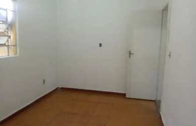 Imagem 1: Alugo uma casa no Bairro Santa Luzia em Juiz de fora MG