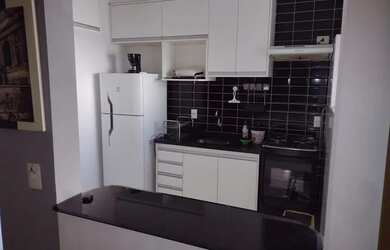 Imagem: O apartamento possui 1 Dormitório, 1 Banheiro, 1 Vaga na garagem