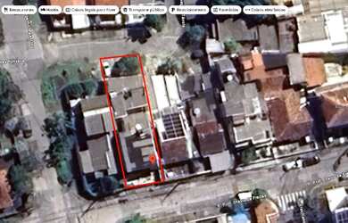 Imagem: A casa possui 5 Dormitórios, 5 Banheiros, 424m² de Área e