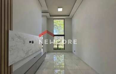 Imagem: A casa possui 3 Dormitórios, 3 Banheiros, 2 Vagas na garagem