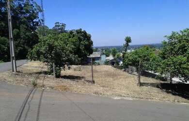 Imagem: O terreno possui 390m² de Área e está localizado em Scharlau