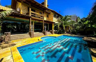 Imagem: A casa em condomínio possui 3 Dormitórios, 3 Banheiros, 4