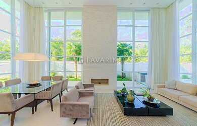 Imagem 3: Casa 4 suítes em condomínio no coração do Campo Comprido. Fácil acesso...