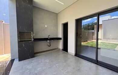 Imagem 9: Linda casa em condomínio à venda