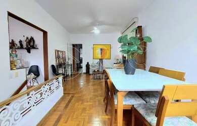 Imagem: A casa possui 5 Dormitórios, 5 Banheiros, 1 Vaga na garagem