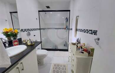 Imagem 10: Apartamento à venda ou para alugar com 3 quartos, sendo 2 suítes, no...