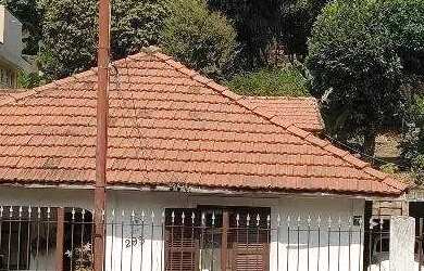 Imagem: O terreno possui 1.000m² de Área e está localizado em Vila