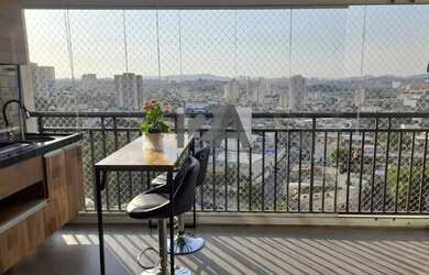 Imagem: O apartamento possui 2 Dormitórios, 2 Banheiros, 64m² de Área