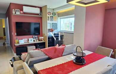 Imagem: O apartamento possui 2 Dormitórios, 2 Banheiros, 1 Vaga na