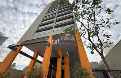 Imagem: O apartamento possui 1 Dormitório, 1 Banheiro, 1 Vaga na garagem