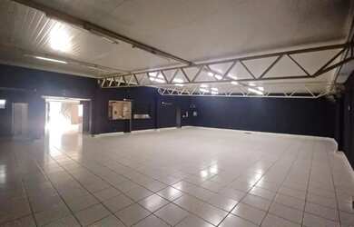 Imagem: O depósito possui 370m² de Área e está localizado em Nova