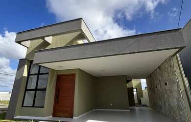 Imagem: A casa em condomínio possui 3 Dormitórios, 3 Banheiros, 2