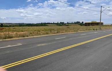 Imagem: O terreno possui 20.630m² de Área e está localizado em Jardim