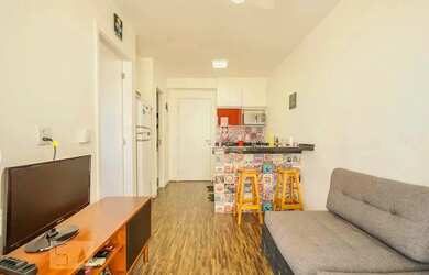 Imagem: O apartamento possui 1 Dormitório, 1 Banheiro, 32m² de Área