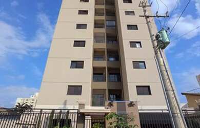 Imagem: O apartamento possui 3 Dormitórios, 1 Banheiro, 2 Vagas na