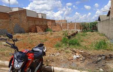 Imagem 2: Agio lote. 300m² de Área