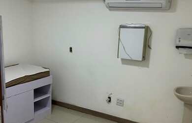 Imagem 11: Alugo excelente loja BARRA 4 salas e recepção /clinica medica ou dentaria