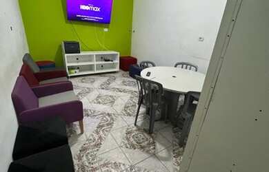 Imagem 5: Waka.pensao para homens local sério ao lado do metrô