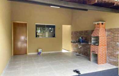 Imagem: A casa possui 2 Dormitórios, 1 Banheiro e está localizado