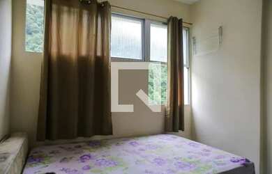 Imagem: O studio possui 1 Dormitório, 1 Banheiro, 14m² de Área e