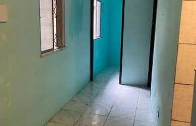 Imagem: A casa possui 2 Dormitórios, 1 Banheiro e está localizado