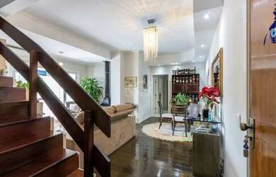 Imagem 2: Cobertura para Venda - 255m², 3 dormitórios, sendo 1 suites, 2 vagas...