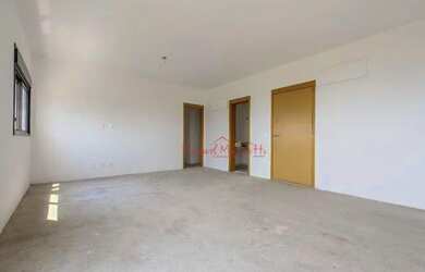 Imagem: O apartamento possui 3 Dormitórios, 3 Banheiros, 4 Vagas na