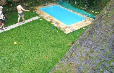 Imagem: A casa possui 1 Dormitório, 1 Banheiro e 1 Vaga na garagem