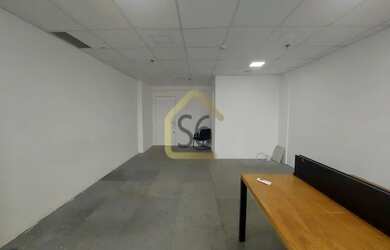 Imagem: O depósito possui 1 Vaga na garagem, 38m² de Área e está