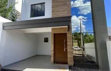 Imagem: A casa possui 3 Dormitórios, 3 Banheiros, 1 Vaga na garagem