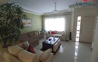 Imagem: A casa em condomínio possui 3 Dormitórios, 3 Banheiros, 4