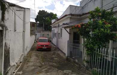 Imagem: A casa possui 1 Dormitório, 1 Banheiro, 32m² de Área e está