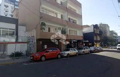 Imagem: O apartamento possui 3 Dormitórios, 2 Banheiros e 119m² de