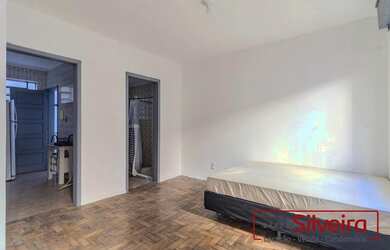 Imagem: O apartamento possui 1 Dormitório, 1 Banheiro e 33m² de Área