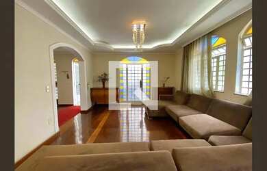 Imagem 3: Casa à Venda - Ouro Preto, 5 Quartos, 380 m2