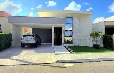 Imagem: A casa em condomínio possui 3 Dormitórios, 4 Banheiros, 2