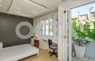 Imagem 12: Casa com 3 quartos e 5 banheiros no Alto Petrópolis